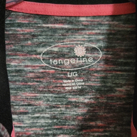 Tangerine Black and Pink Ski Jacket with Full-Zip Closure - Picture 2 of 6